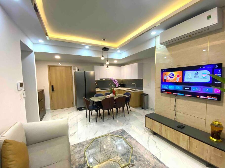 Luxury Apartment Asiana Capella Trung Tam Cho Lon Ho-Chi-Minh-Stadt Exterior foto