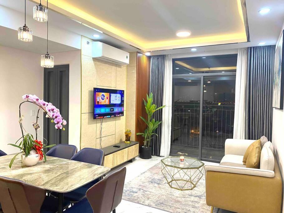 Luxury Apartment Asiana Capella Trung Tam Cho Lon Ho-Chi-Minh-Stadt Exterior foto